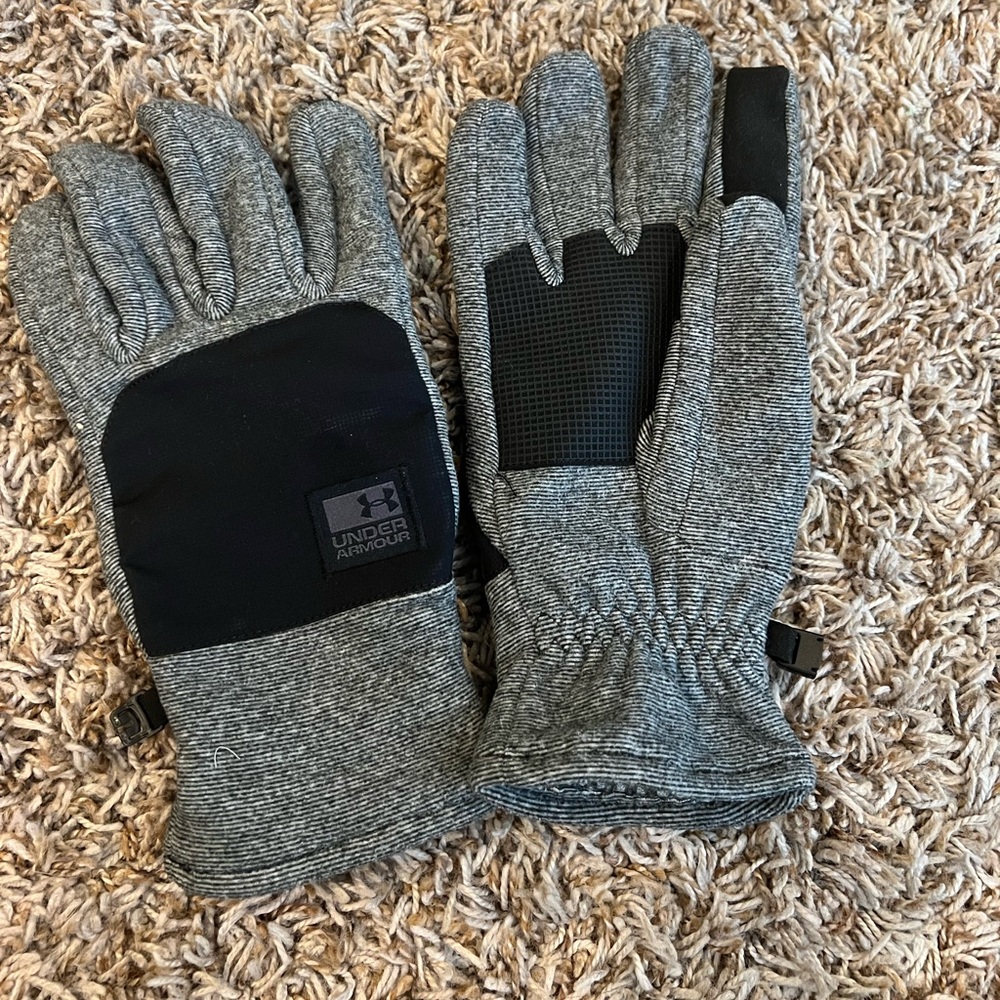 UnderArmour Mens gloves